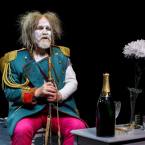 Foto Rakvere Teatri lavastusest "Tants", fotograaf Kalev Lilleorg