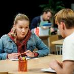 Foto Rakvere Teatri lavastusest "Klassis", fotograaf Kalev Lilleorg